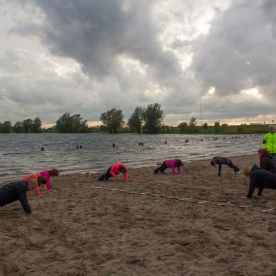 fit-ing circuit hardlopen afvallen vianen groep strand